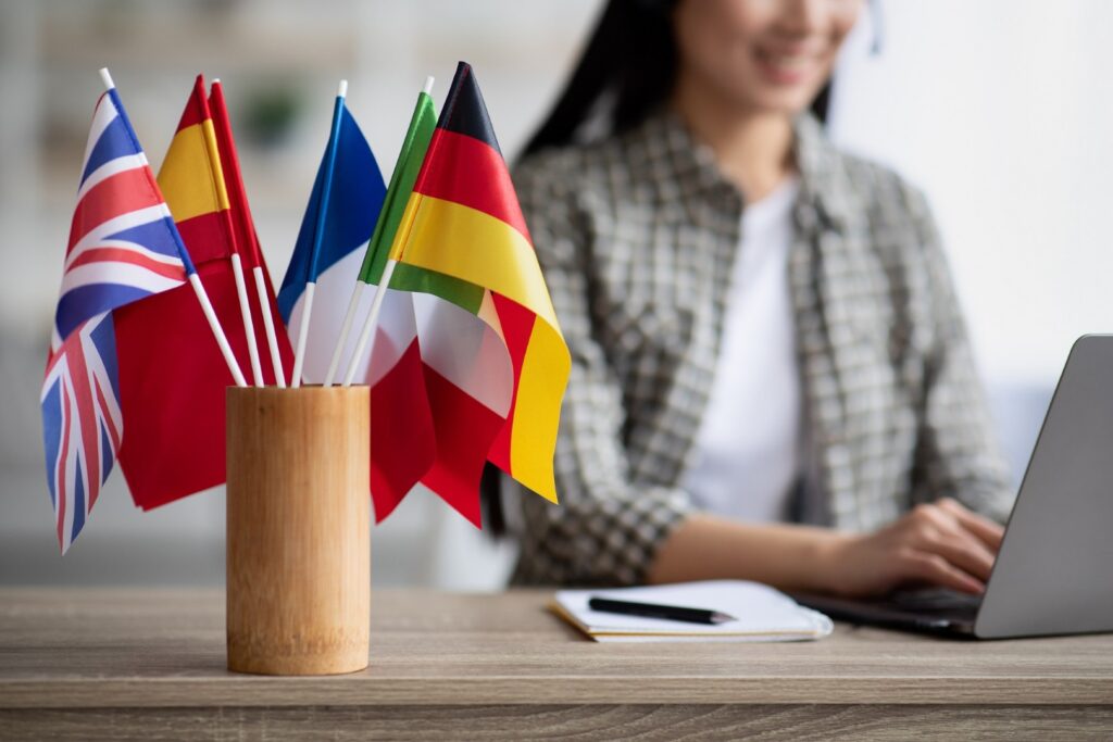 Como Lotar Sua Escola de Idiomas com Propaganda em Carro de Som